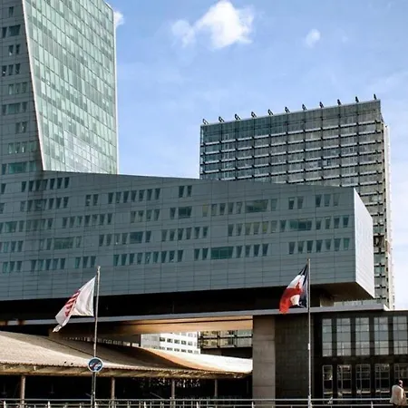 Centre - Nice And Cozy 3pers 1bdr